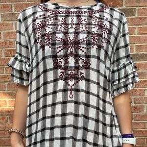 Francescas Black & White Blouse with Maroon Detail